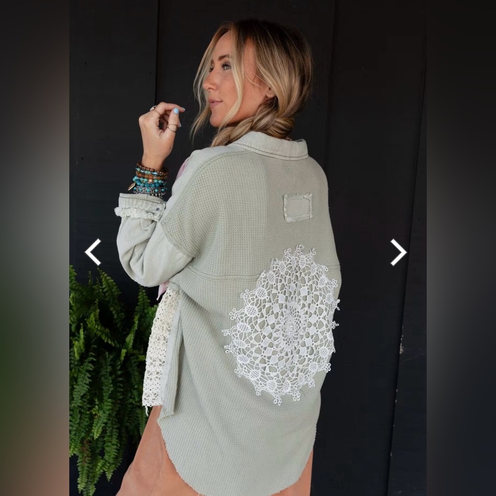 NWOT❤️Three Bird Nest❤️ Way Home Patch Detail Shacket Size Small - Picture 3 of 17